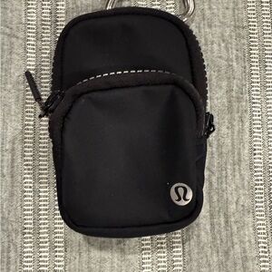 lululemon athletica Black Belt Bag